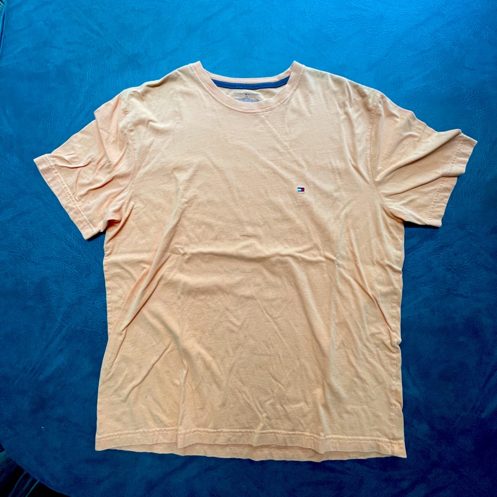 Tommy Hilfiger Men's T-shirt, Large, Orange